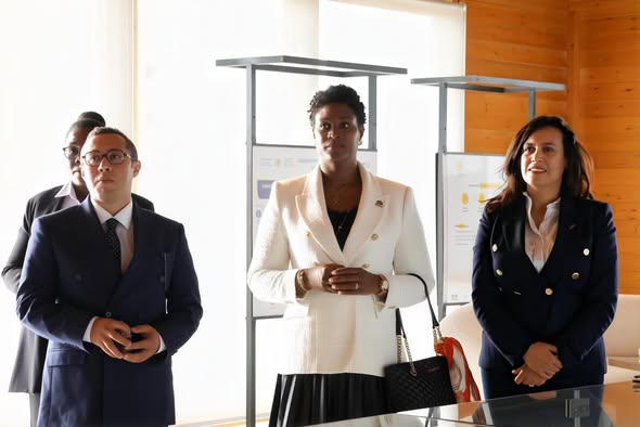Haitian delegation receiving presentation on Dakhla Port layout