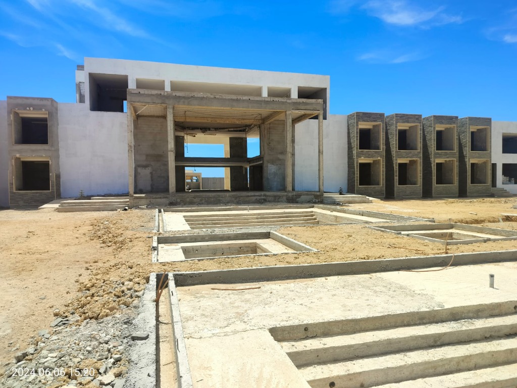 Eco-Resort Exclusivo Inacabado PK25 - Galería de fotos 1